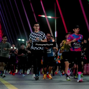 Runner Photo 6689119