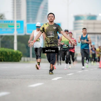 Runner Photo 6689122