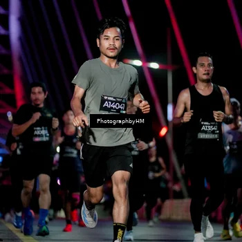 Runner Photo 6689124
