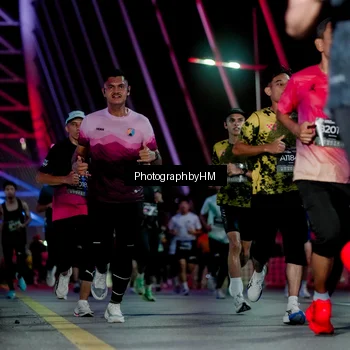Runner Photo 6689136