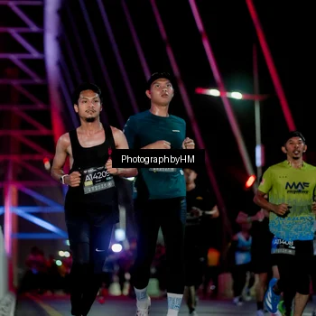 Runner Photo 6689149