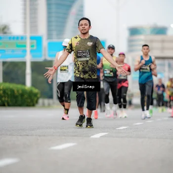 Runner Photo 6689159