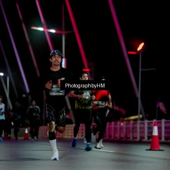 Runner Photo 6689191