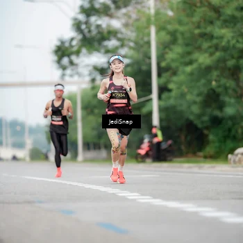 Runner Photo 6689206