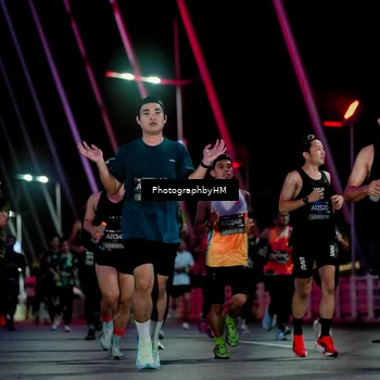 Runner Photo 6689236