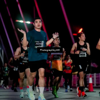 Runner Photo 6689244