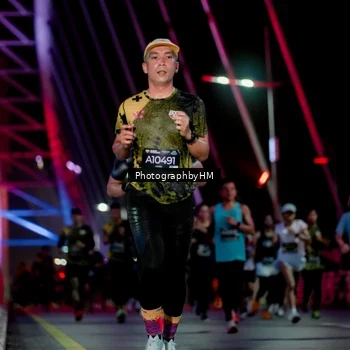 Runner Photo 6689342