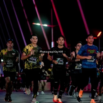 Runner Photo 6689346