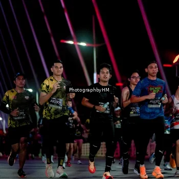 Runner Photo 6689347