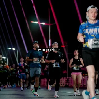 Runner Photo 6689354