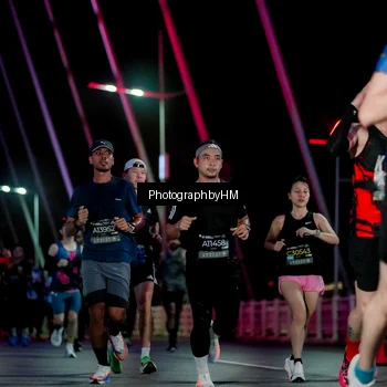 Runner Photo 6689363