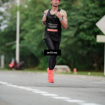 Runner Photo 6689365