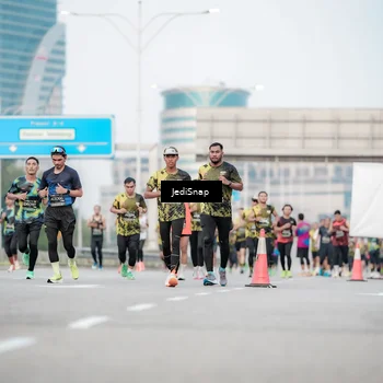 Runner Photo 6689384
