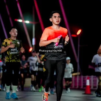 Runner Photo 6689396