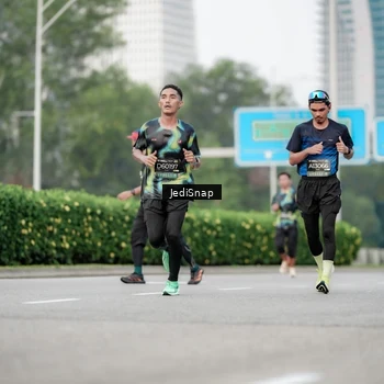 Runner Photo 6689447