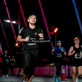 Runner Photo 6689485