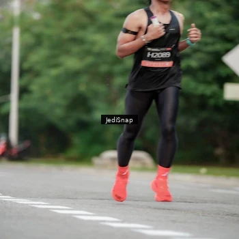 Runner Photo 6689489