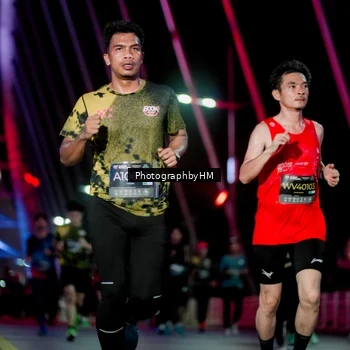 Runner Photo 6689491