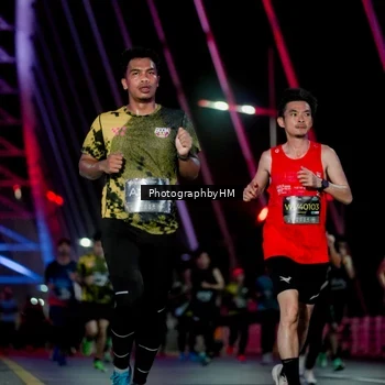 Runner Photo 6689495