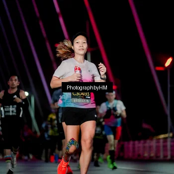 Runner Photo 6689572