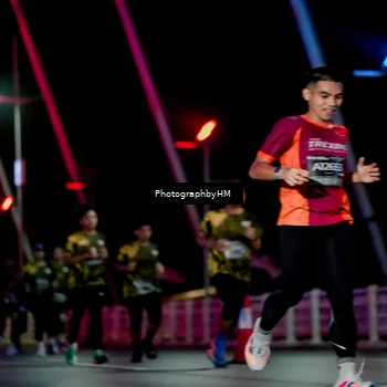 Runner Photo 6689591