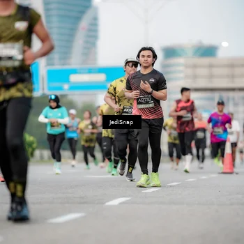Runner Photo 6689599