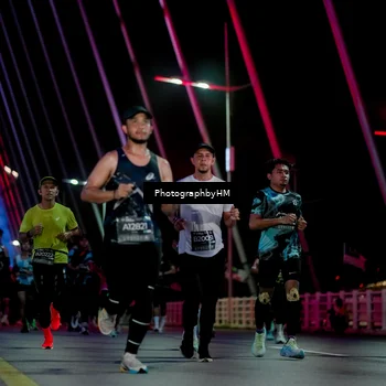 Runner Photo 6689649