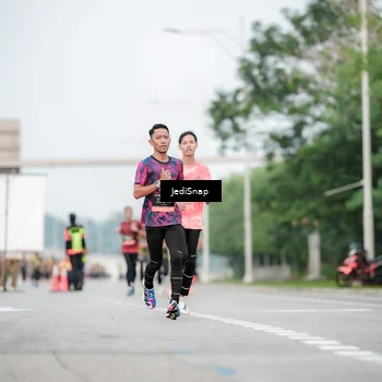Runner Photo 6689671