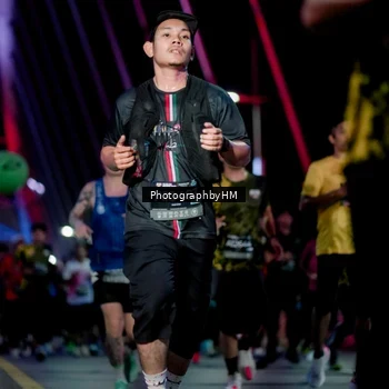 Runner Photo 6689705