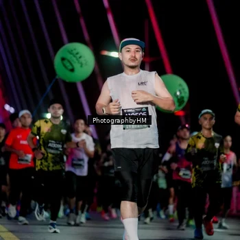 Runner Photo 6689709