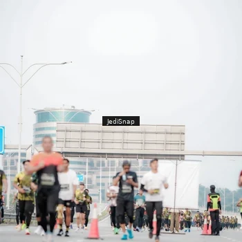 Runner Photo 6689713