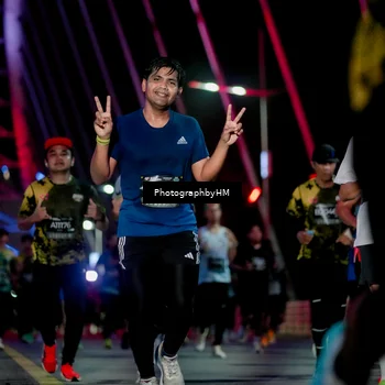 Runner Photo 6689725