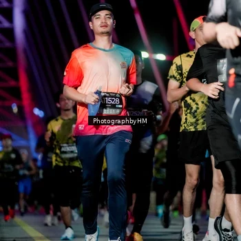 Runner Photo 6689734