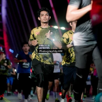 Runner Photo 6689735