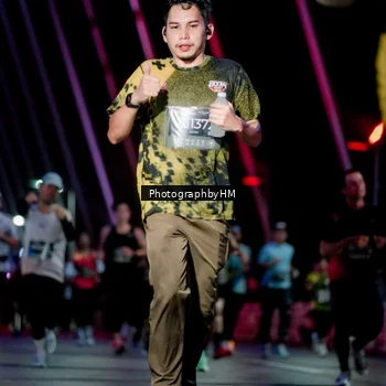 Runner Photo 6689748