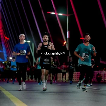 Runner Photo 6689822