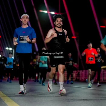 Runner Photo 6689842