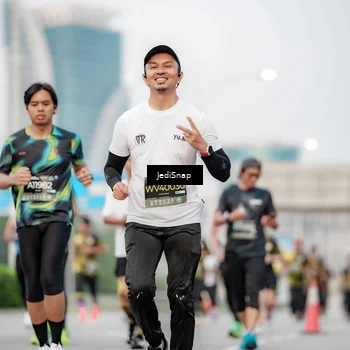 Runner Photo 6689847