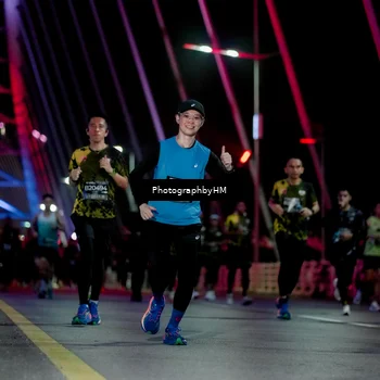 Runner Photo 6689855
