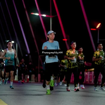 Runner Photo 6689867