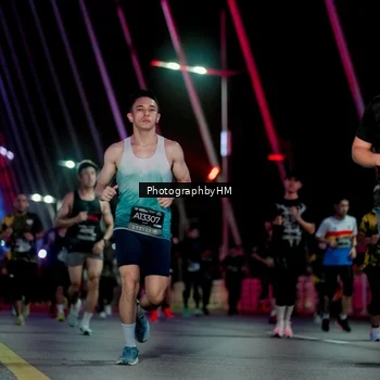 Runner Photo 6689879