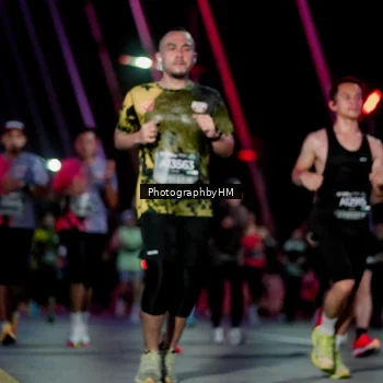 Runner Photo 6689914