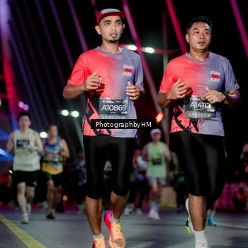 Runner Photo 6689929