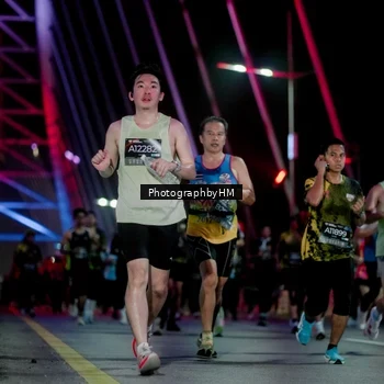 Runner Photo 6689939