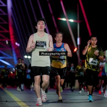 Runner Photo 6689940