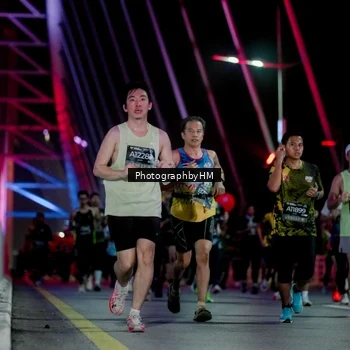 Runner Photo 6689945