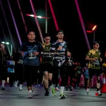 Runner Photo 6689946