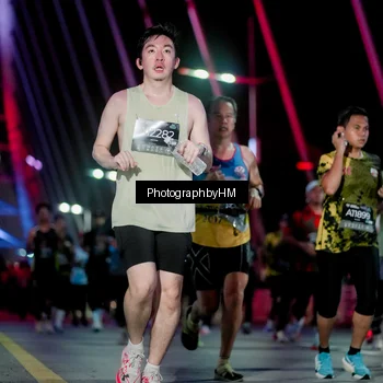 Runner Photo 6689962