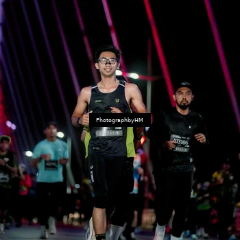 Runner Photo 6689987