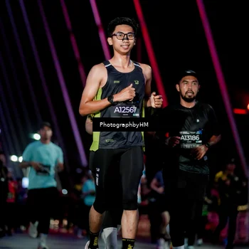 Runner Photo 6689988